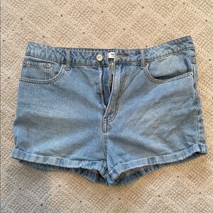 Forever 21 Light Blue Jean Shorts size 31